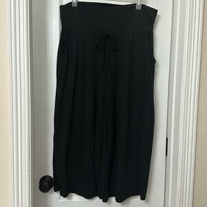 Redsky woman's black drawstring wide leg crop pants size L